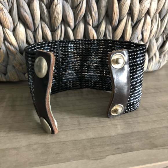 Handmade beaded cuff bracelet - Picture 2 of 7